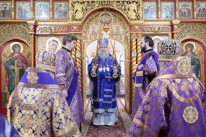 День памяти святителя Григория Двоеслова: митрополит Александр совершил Литургию Преждеосвященных Даров День памяти святителя Григория Двоеслова: митрополит Александр совершил Литургию Преждеосвященных Даров