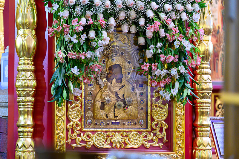 Костанайская епархия получила список чудотворной иконы Богородицы 