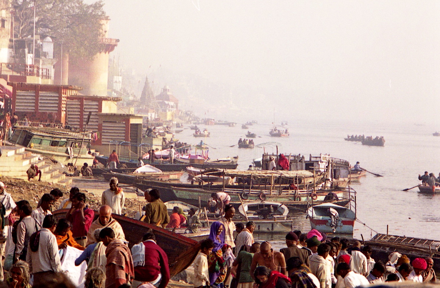 По дорогам Будды Шакьямуни. Два берега Ганги 