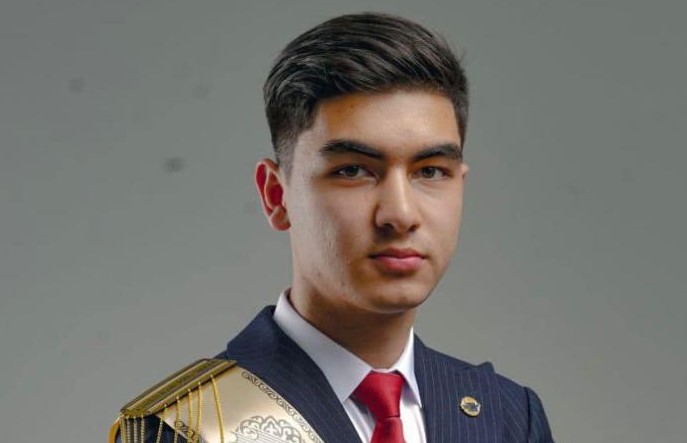 Школьник из Казахстана получил приглашение от 40 университетов мира