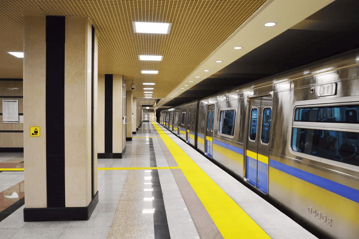 Где в метро Алматы есть интернет