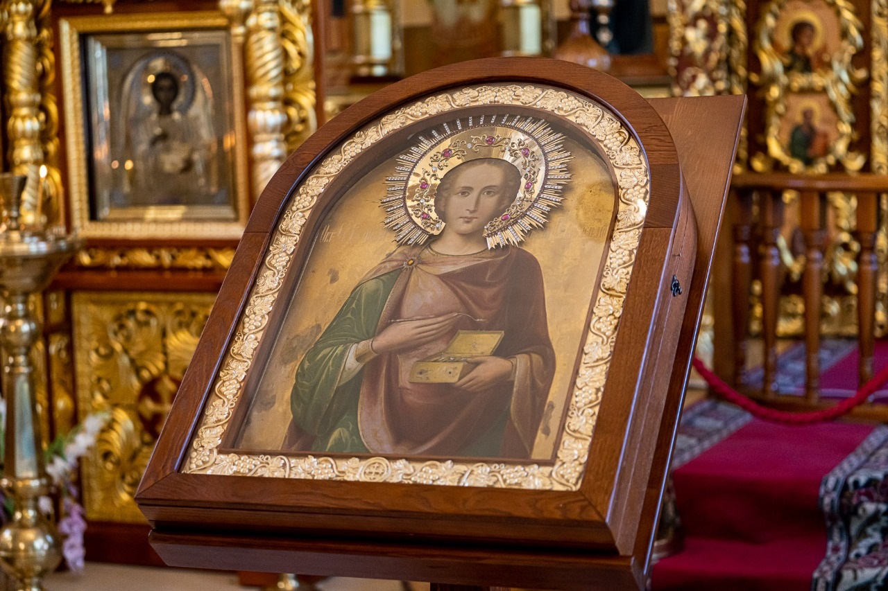 Пирожки с капустой и гадание на суженого: обряды в день памяти народного целителя