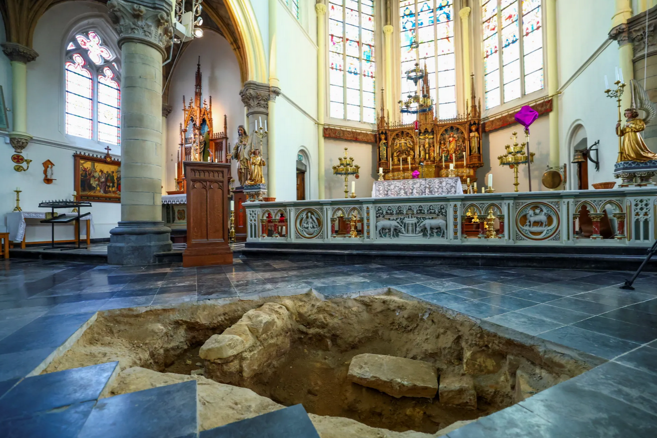 Ученые заявили об обнаружении останков д'Артаньяна 