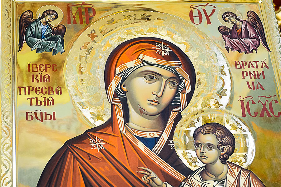 Почему Богородица вдохновляет миллионы верующих, расскажут священники