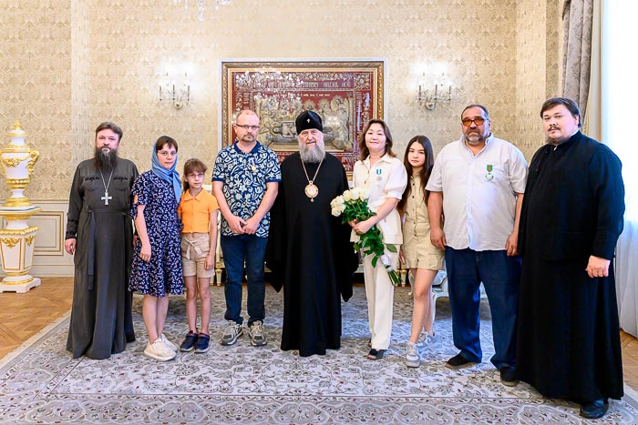 Церковных наград удостоили участников реставрации Вознесенского собора Алматы