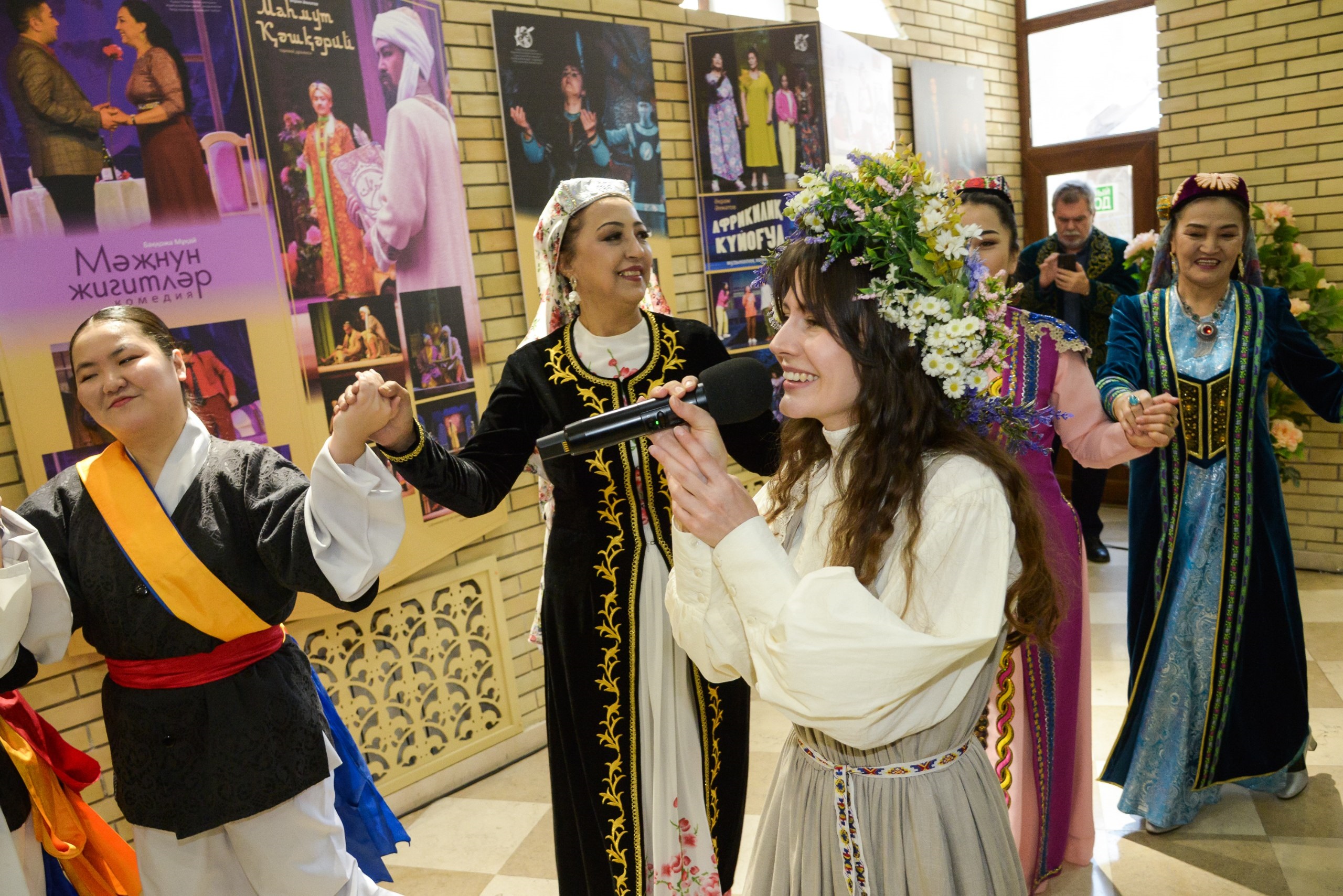 Алматинский театр имени Наталии Сац ярко встретил Наурыз 