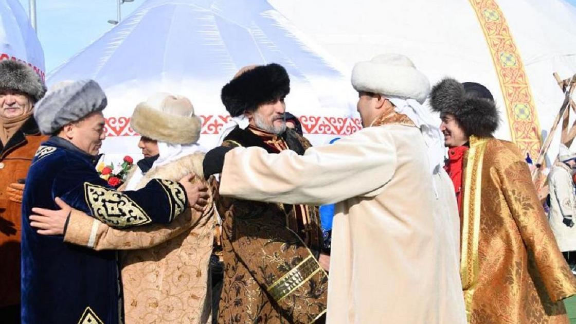 Казахстанский ученый рассказал, сколько родов у казахов