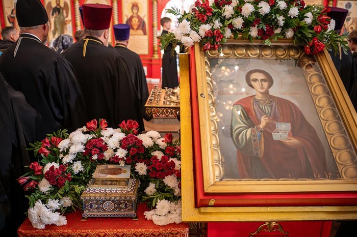 Мощи святого Пантелеимона прибыли в Костанай 