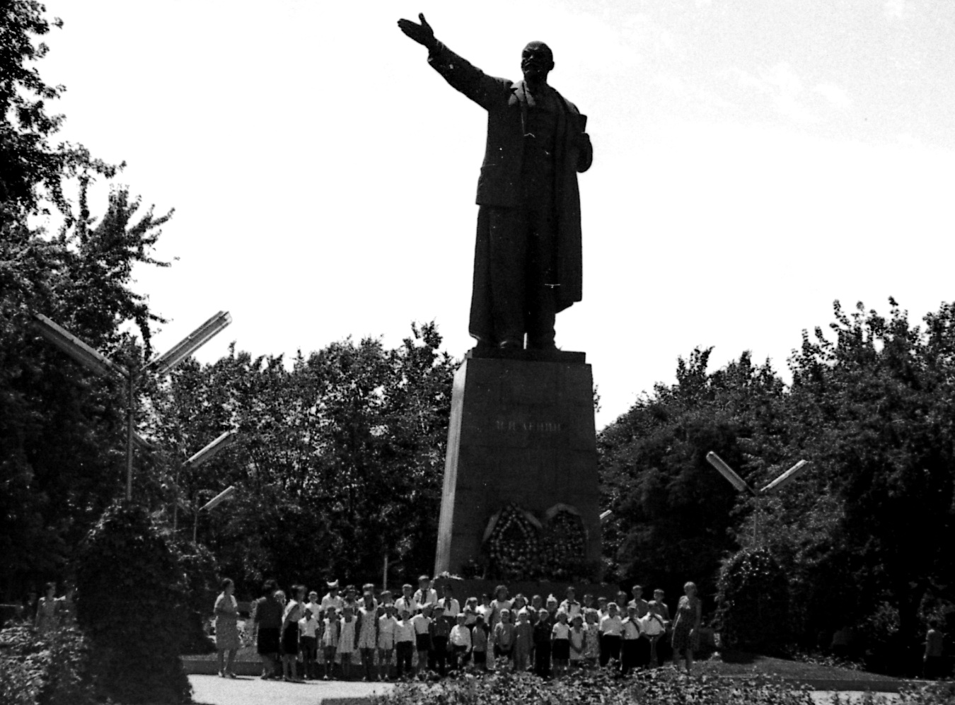  Ленин – жив? Скорее нет... Для наглядности стоит посмотреть в прошлое