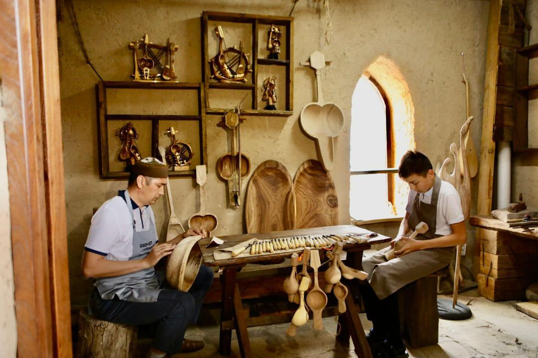 Казахские ремесла возрождают в Туркестане