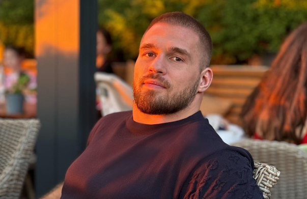 Известный казахстанский боец ММА устроился на новую работу 