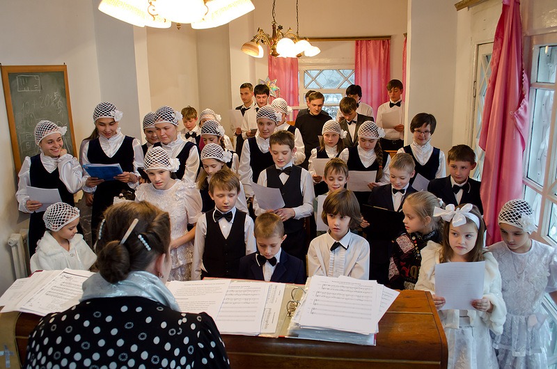 Феодоровская икона Божией Матери и благословение детей к началу учебного года