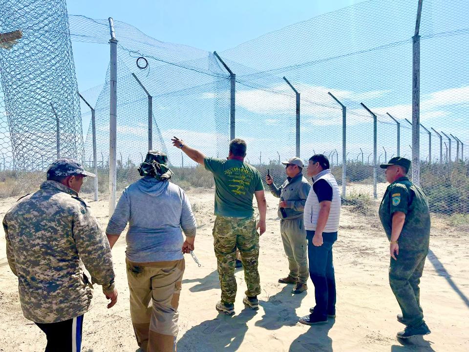 В Иле-Балхашском природном резервате устанавливают вольеры для тигров 