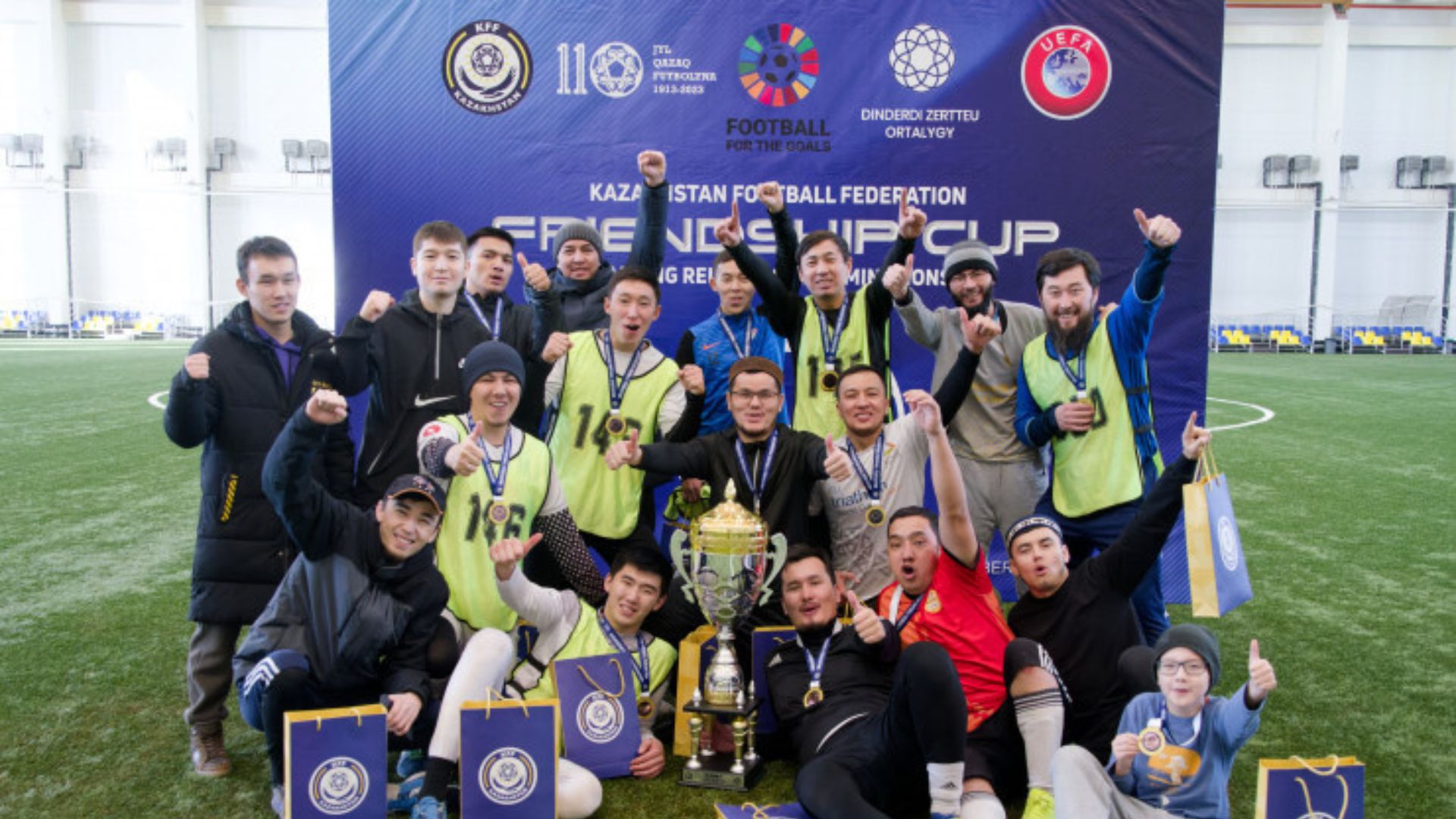 Представители религиозных конфессий сыграли в футбол