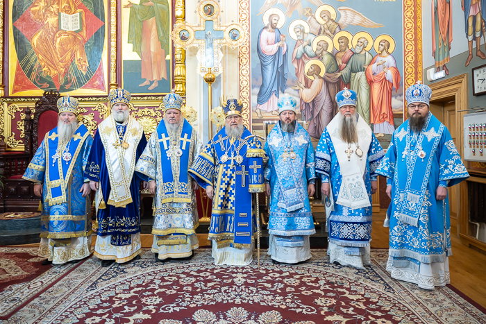 В праздник Феодоровской иконы Божией Матери митрополит Александр совершил Литургию