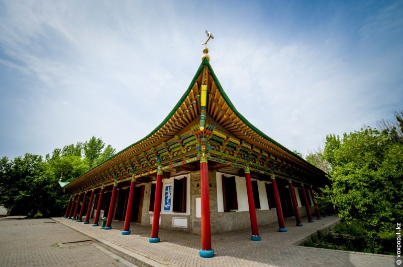 Жаркент: о чем молчат поющие барханы? История древнего города