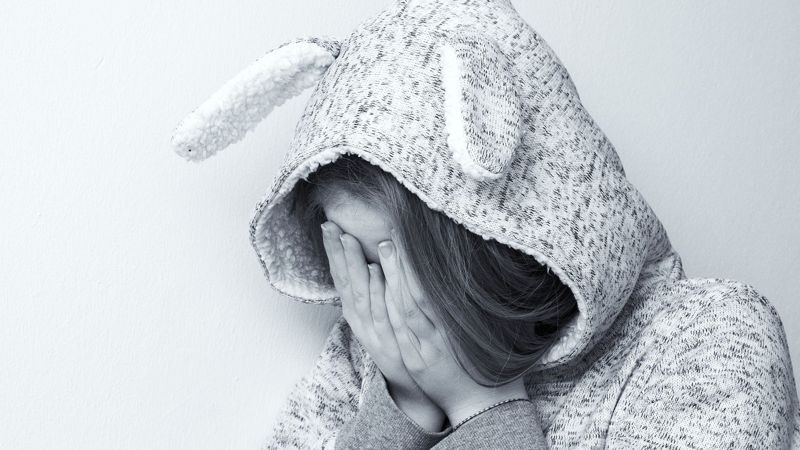 Почему дети издеваются над детьми и что делать родителям