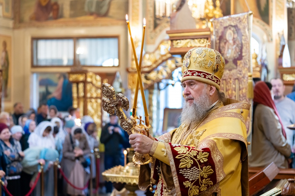 Передача Иконы Собора новомучеников и исповедников Казахстанских