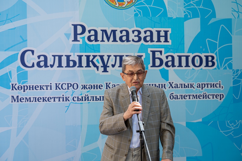 news3799.jpg news3799.jpg