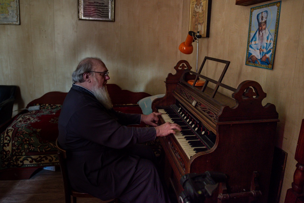 news1209.jpg news1209.jpg