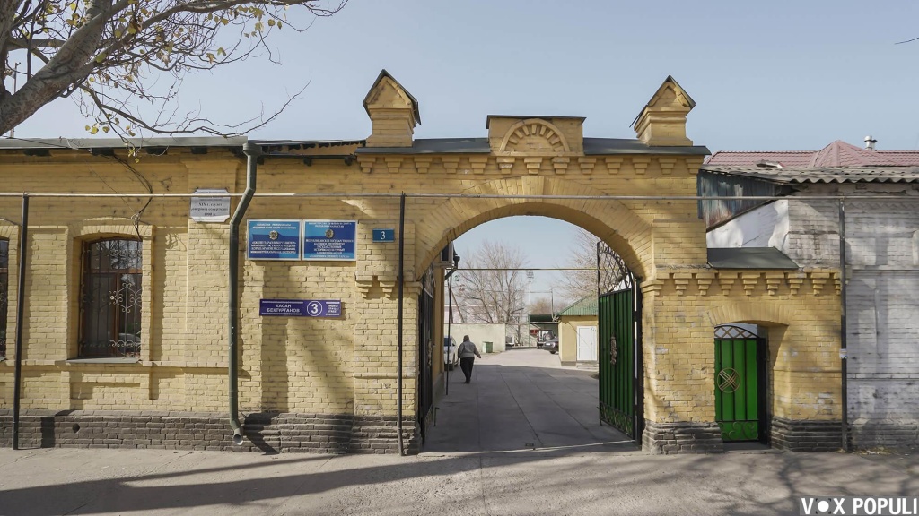 news583.jpg news583.jpg