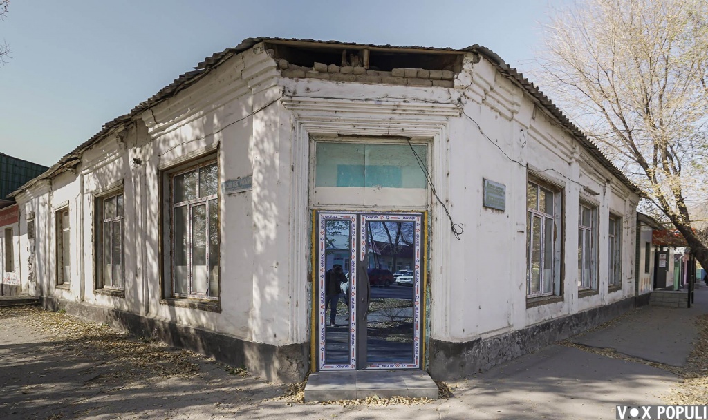 news592.jpg news592.jpg