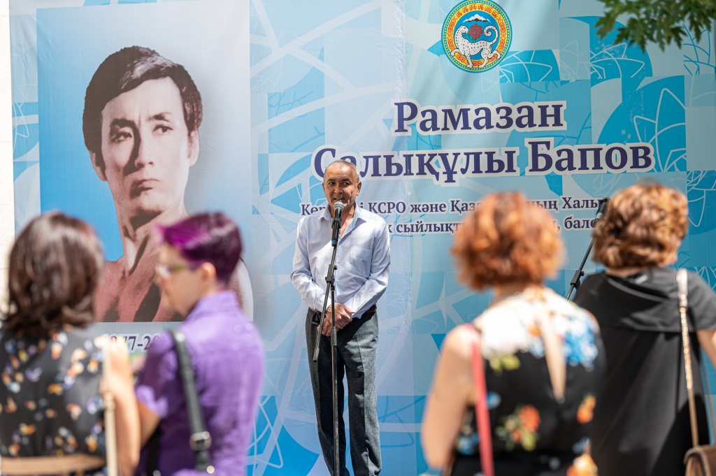 news3800.jpg news3800.jpg