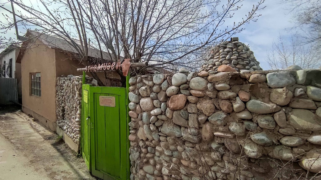 news2687.jpg news2687.jpg