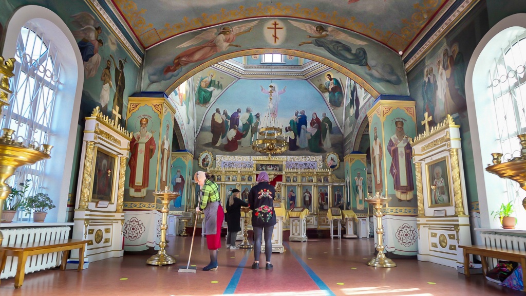 news218.jpg news218.jpg