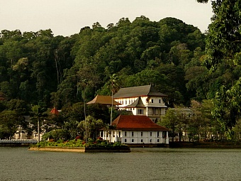 Храм Зуба в Канди. Ничего стоматологического 