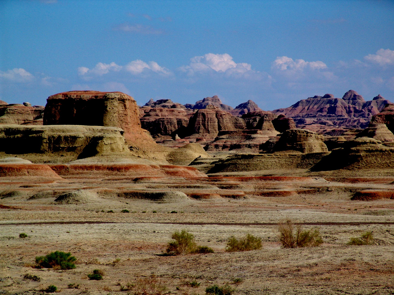 В Эоловом городе Владимира Обручева. Без «нечистых духов» не обошлось 