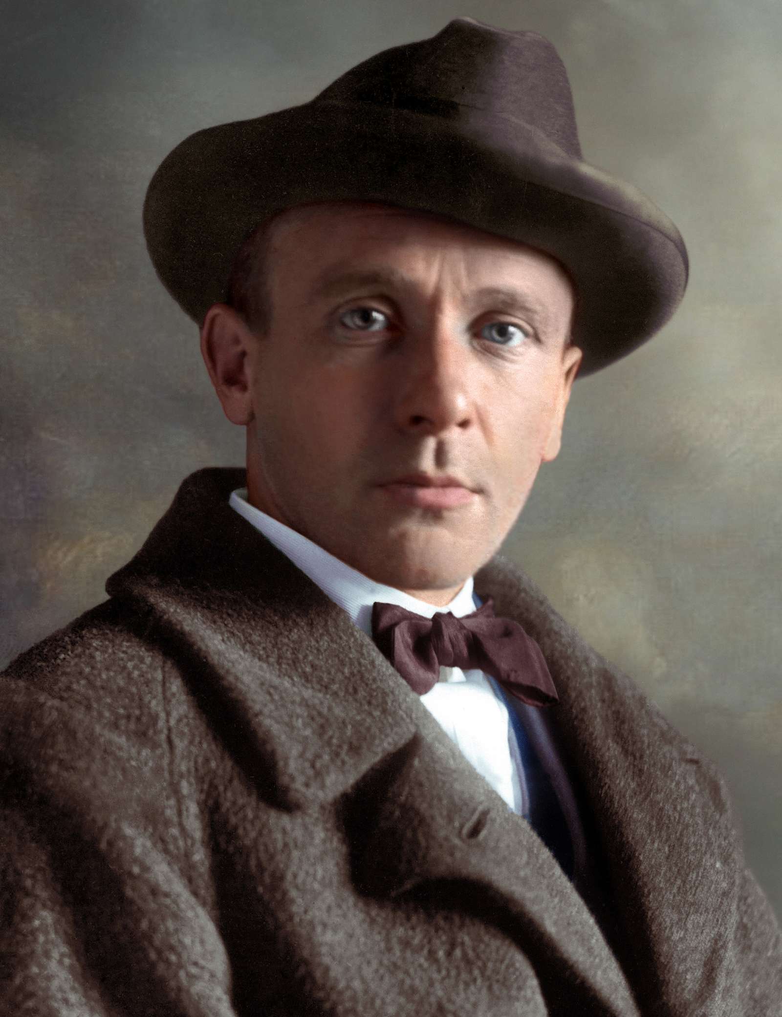 Мистика 20-30-х годов прошлого столетия и нынешнего - в жизни и литературе