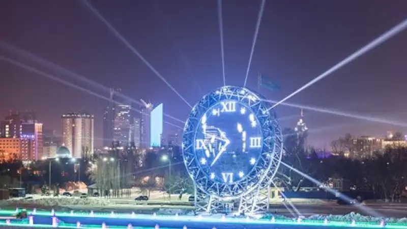 Часы стоят 4 года