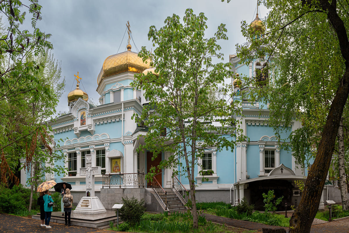 В Алматы появились экскурсии по самому старому храму города