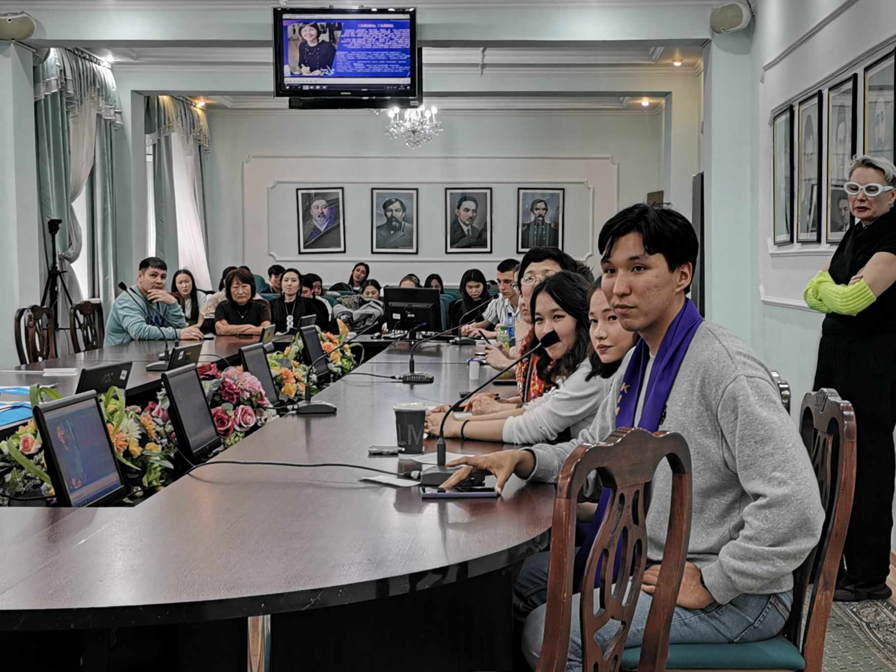 Не дайте себя обмануть! Алматинские студенты учатся выявлять фейки