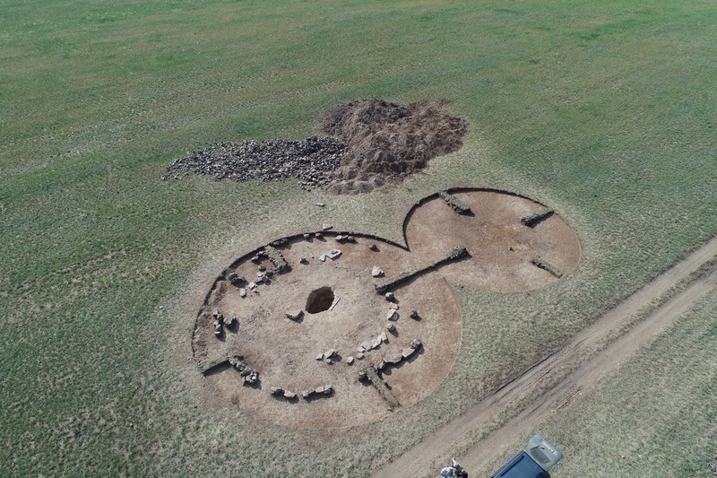 Таинственные курганы изучают археологи в Казахстане 
