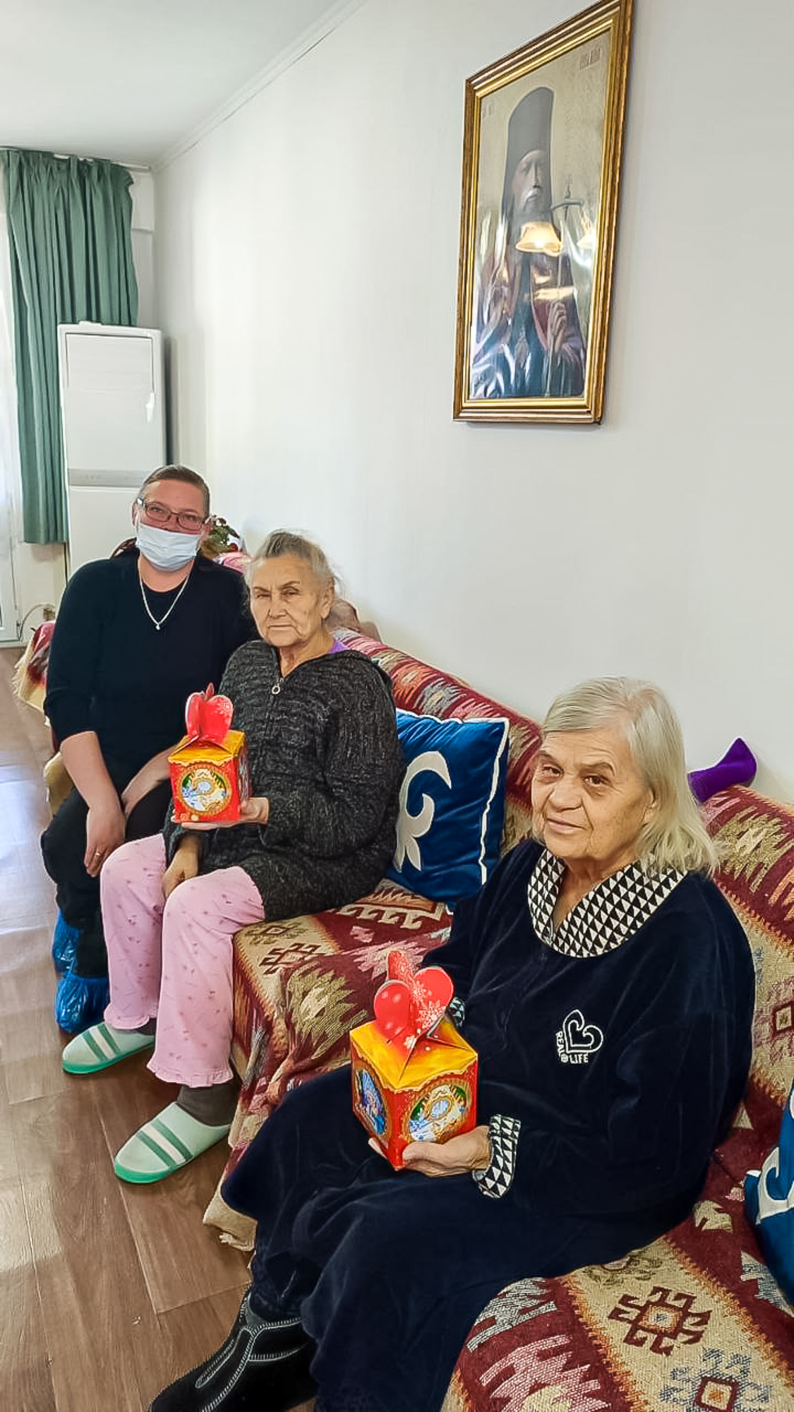 Пансионат для пожилых людей готов к встрече Нового года 