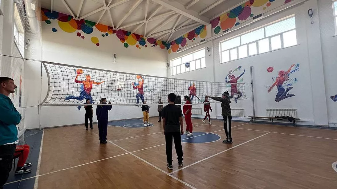 Спорт учебе не помеха: в детдоме "Солнышко" провели соревнования по волейболу