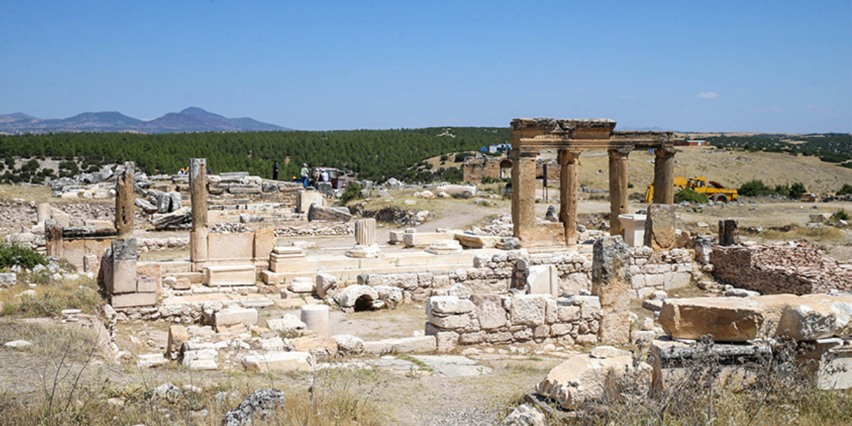 В древнем городе потомков Александра Македонского восстановят 2000-летний античный храм 