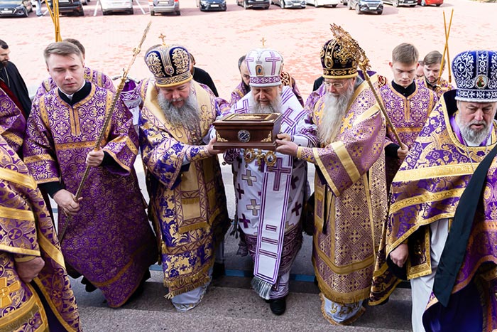 Мощи блаженной старицы Матроны Московской встретили в Казахстане