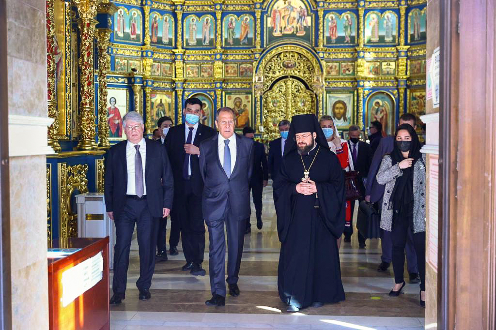 Успенский Кафедральный собор города Нур-Султан посетил министр иностранных дел России