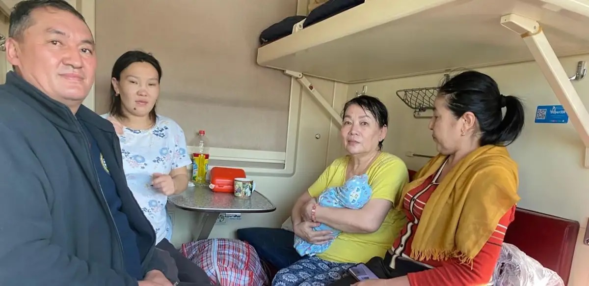 Алматинка родила в поезде по дороге в Оскемен