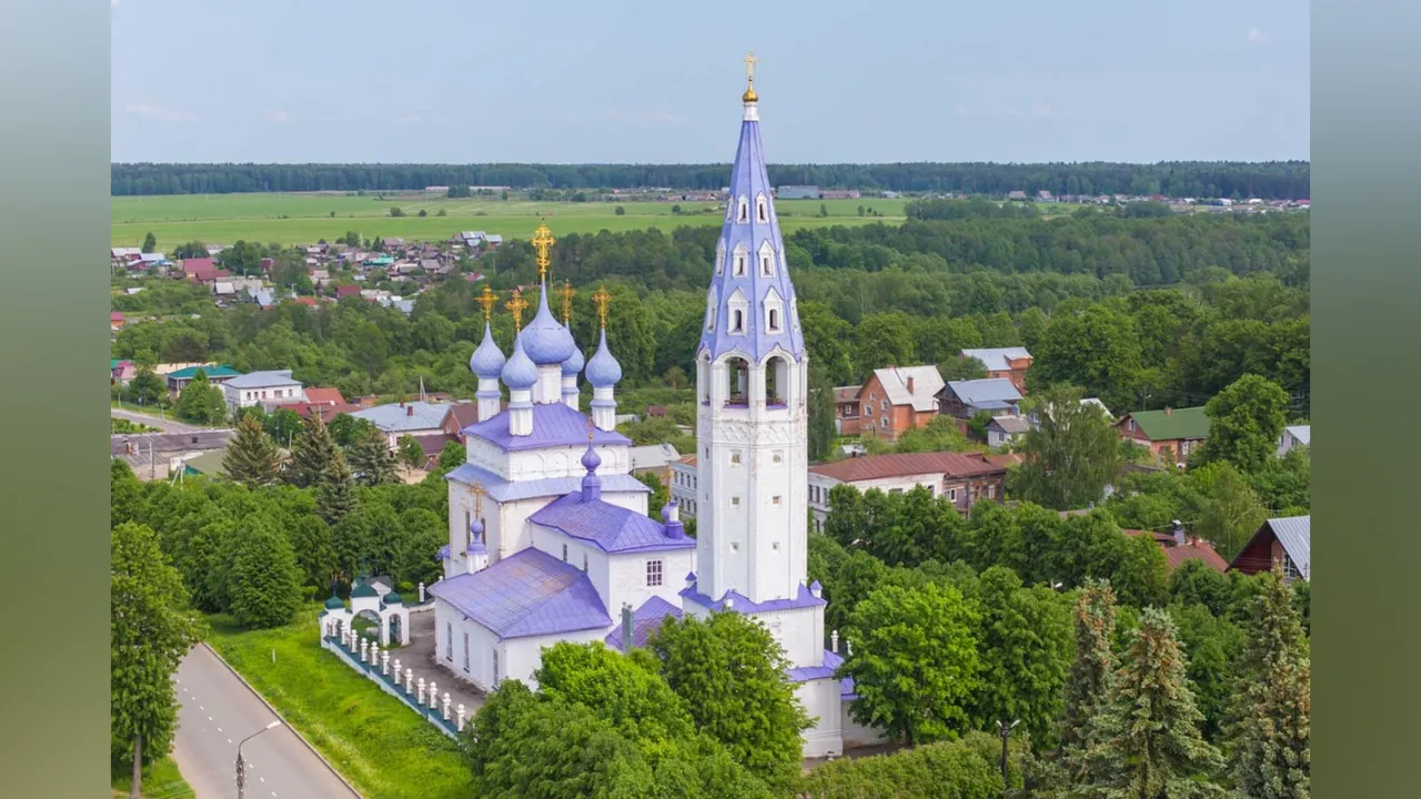 Культурное наследие в цветах: палехская роспись в Талдыкоргане