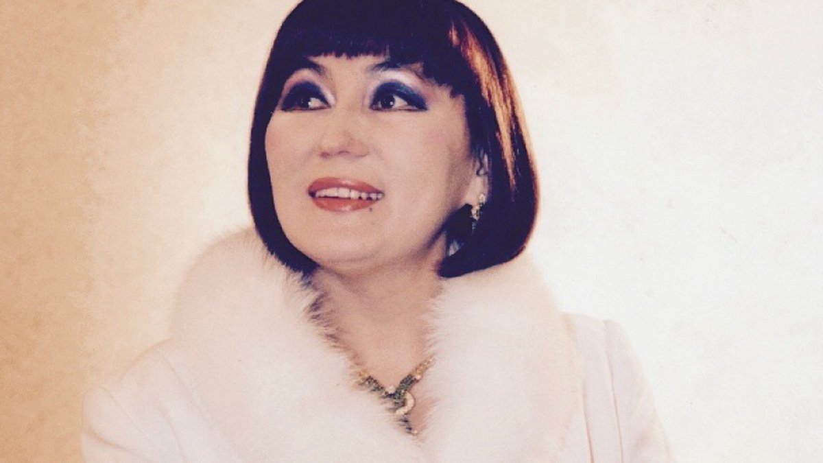 В Алматы почтили память трагически погибшей казахской певицы