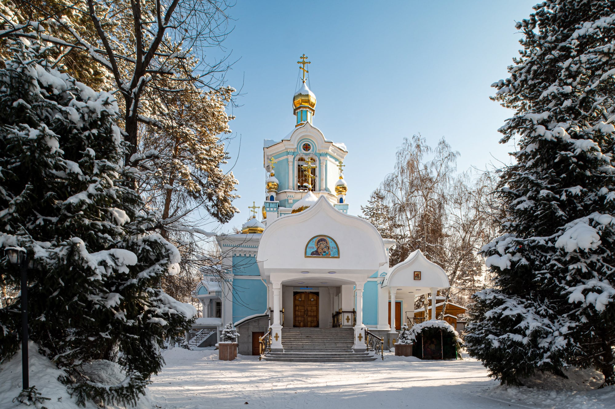 Как правильно ходить в церковь? Советы священника