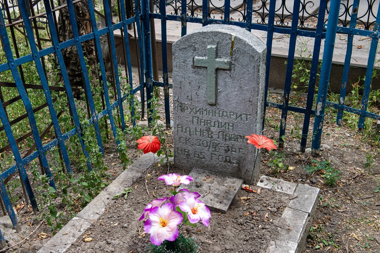 Кладбищенские истории.  Часть первая. Центральная. 