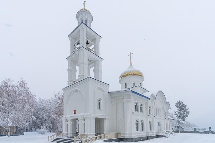 Новый православный храм освящен в Алматинской области 
