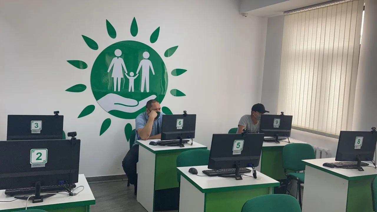 В спецЦОНах умеют обнаруживать микронаушники на экзаменах 