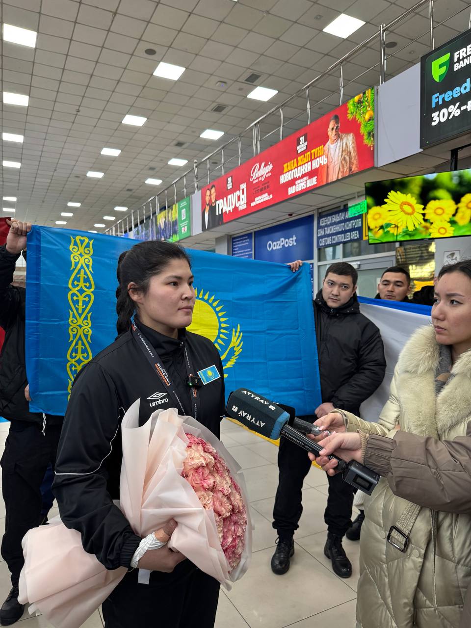 Девушка-полицейский стала чемпионкой мира по ММА