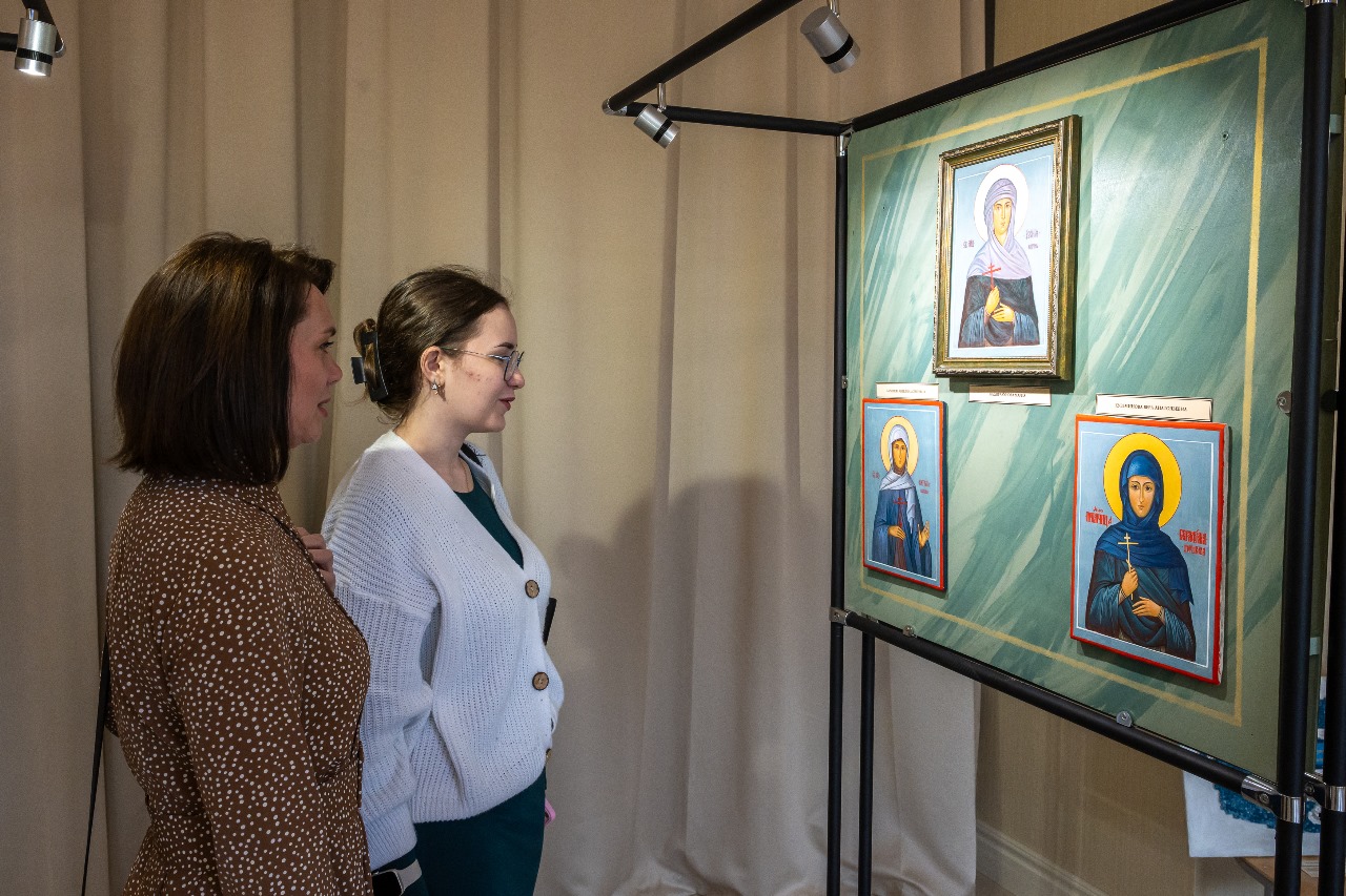 Выставка современной казахстанской иконописи открылась в Алматы Выставка современной казахстанской иконописи открылась в Алматы